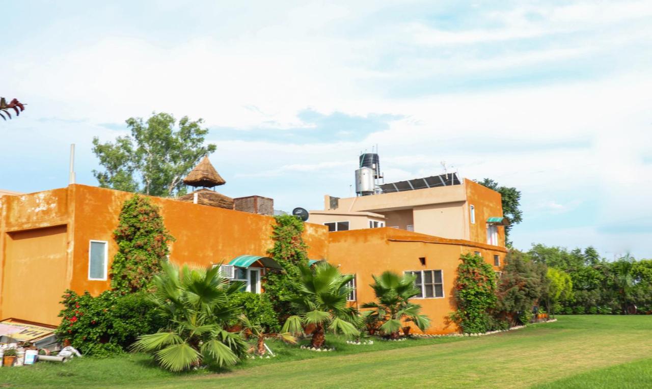 The Baghban Hotel & Resort, Baddi Exterior foto